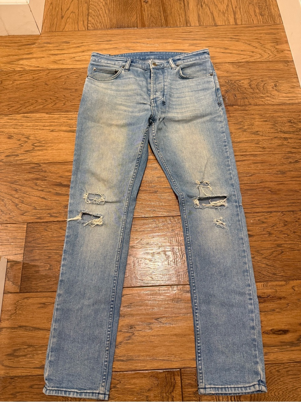 Light Blue Distressed Men’s Jeans
